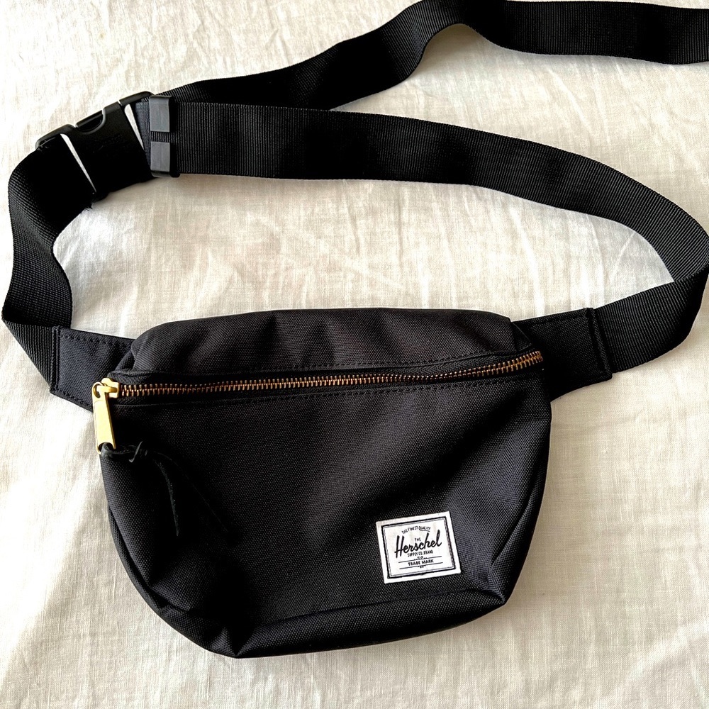 Herschel Fanny Pack Black
